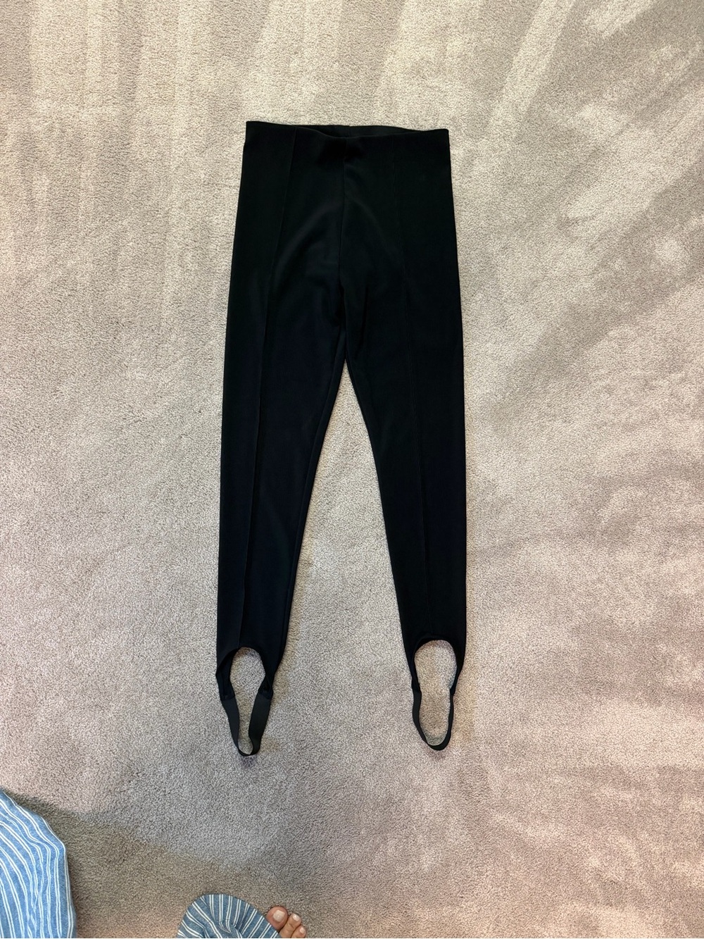 H&M Black Stirrup Leggings
